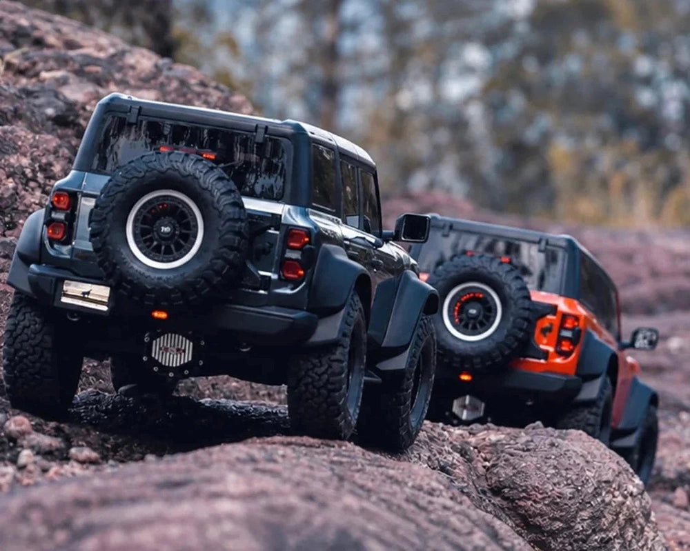 TRACTION HOBBY KM Ford Bronco Raptor 1/8 Brushless RC Crawler RTR with 4WD and Remote Locking Diffs