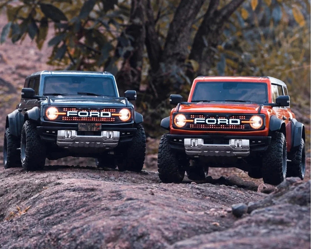 TRACTION HOBBY KM Ford Bronco Raptor 1/8 Brushless RC Crawler RTR with 4WD and Remote Locking Diffs