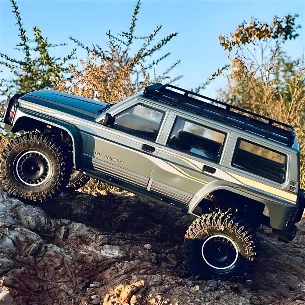 YIKONG YK4107 PRO 1/10 4WD RC Car Rock Crawler Two Speed Differential Lock LCG Chassis Tank Turn LED Lights Off-Road Climbing Truck
