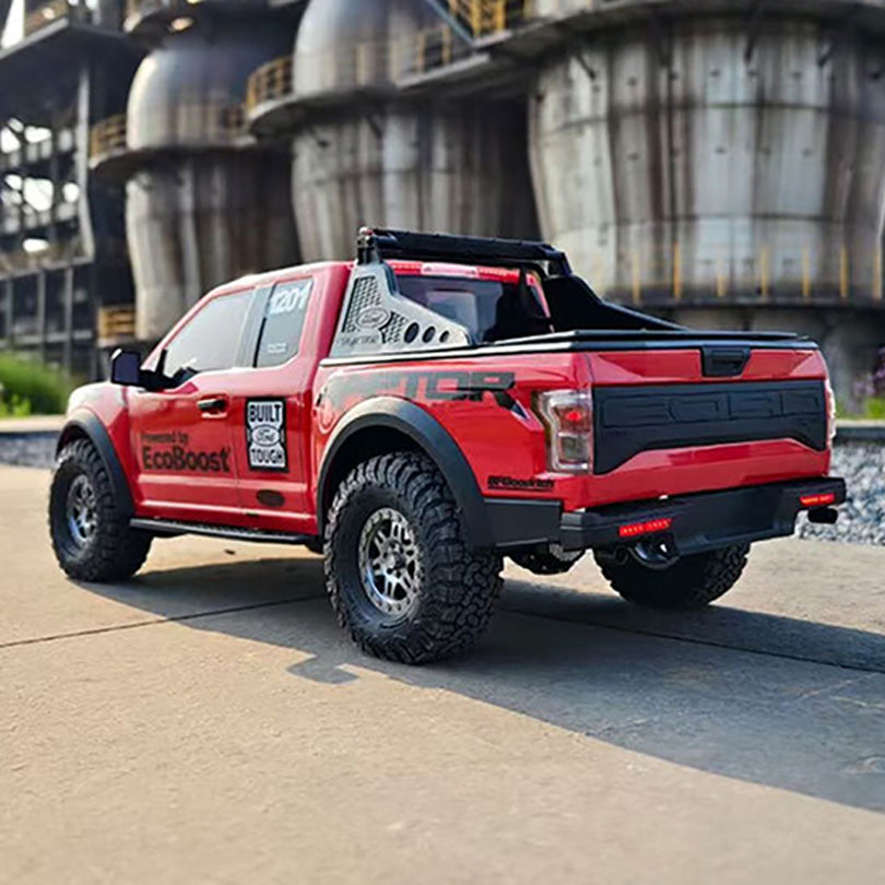 TRACTION HOBBY KM F150 FORD RAPTOR RC Car 1/8 RTR 2.4GHz Simulation Off-Road Climbing Crawler RC Car Toys