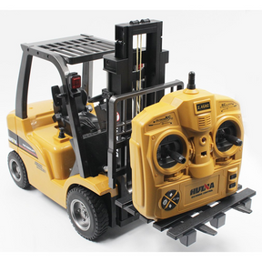 RC Car Huina1577 2 In 1 Alloy Simulation Forklift Truck Crane Excavator