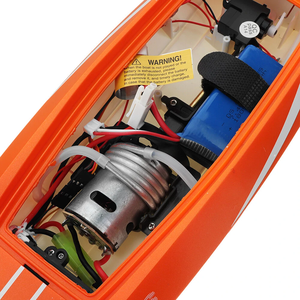 RC Boat summer toys water toys 4CH Carbon Brush Motor High Speed Speedboat Water Cooling System