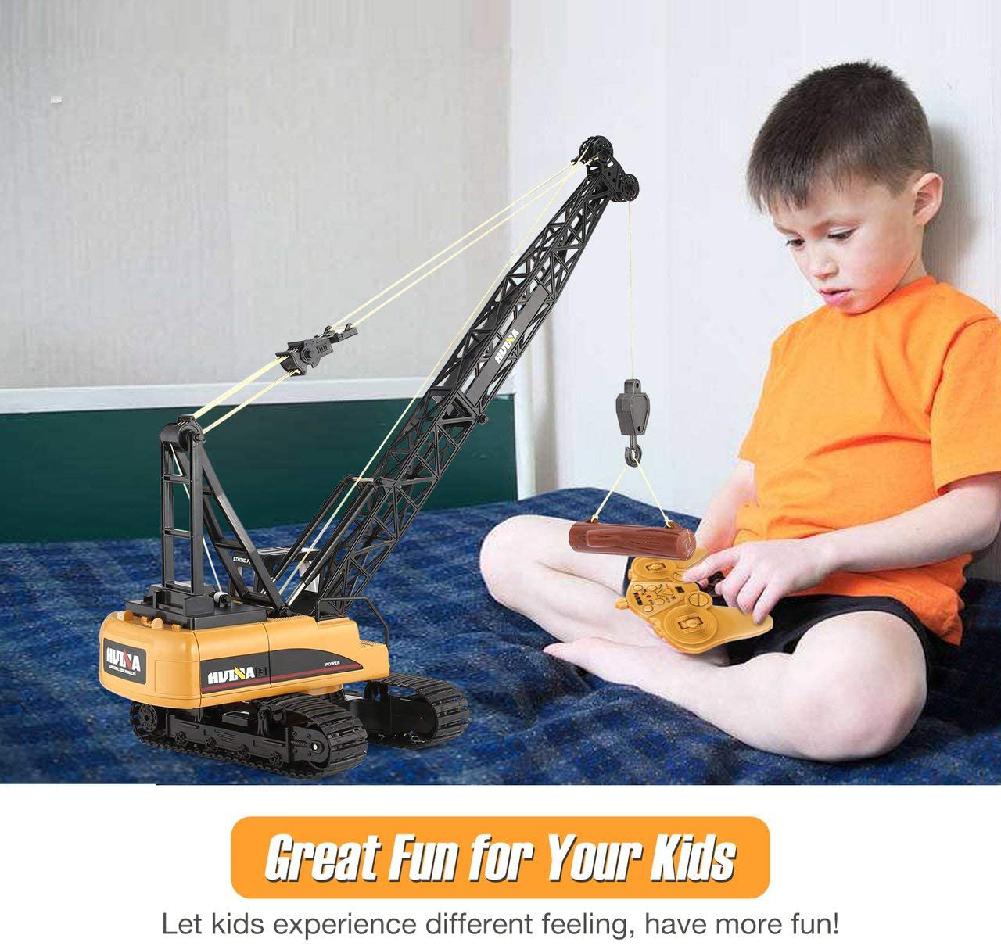 Huina 1572 Alloy Lifting Engineering Truck 15CH 1:14 2.4G With Sound/Light Car Toy